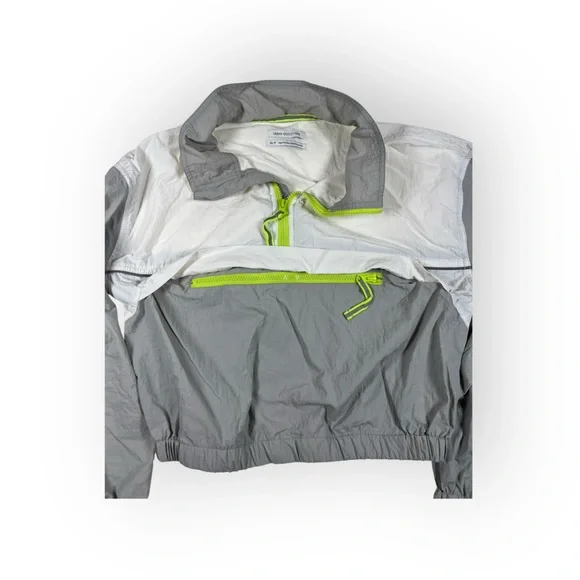 SALE 🍒 Urban Outfitters Cinched 90’s Style Popover Windbreaker - Picture 5 of 6